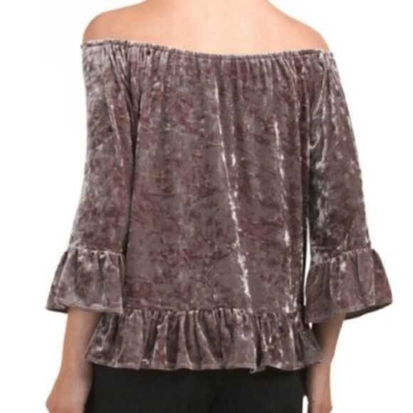 Neiman Marcus Sanctuary Crushed Off Shoulder Velvet Top Julia Ruffle Mink M NWT - Picture 2 of 11